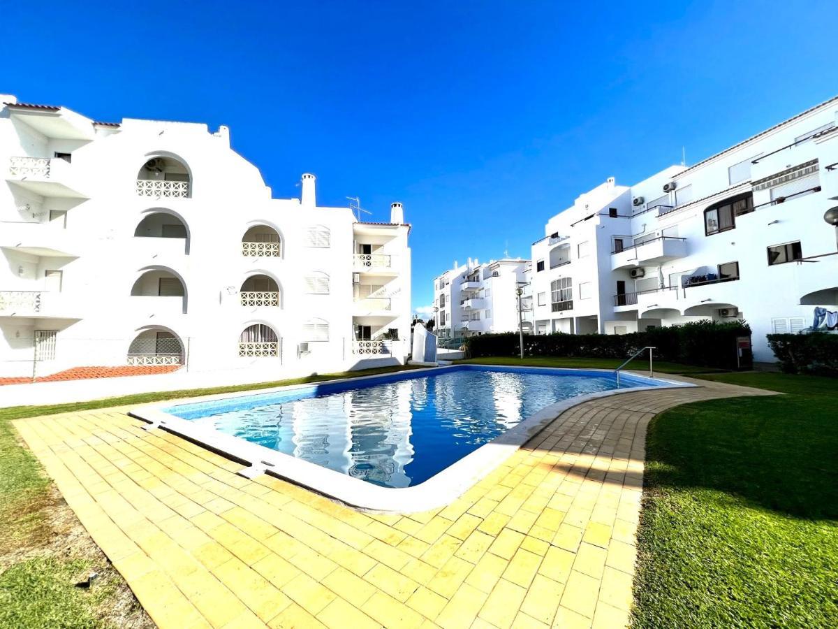 Albufeira Downtown With Pool By Homing Apartman Kültér fotó